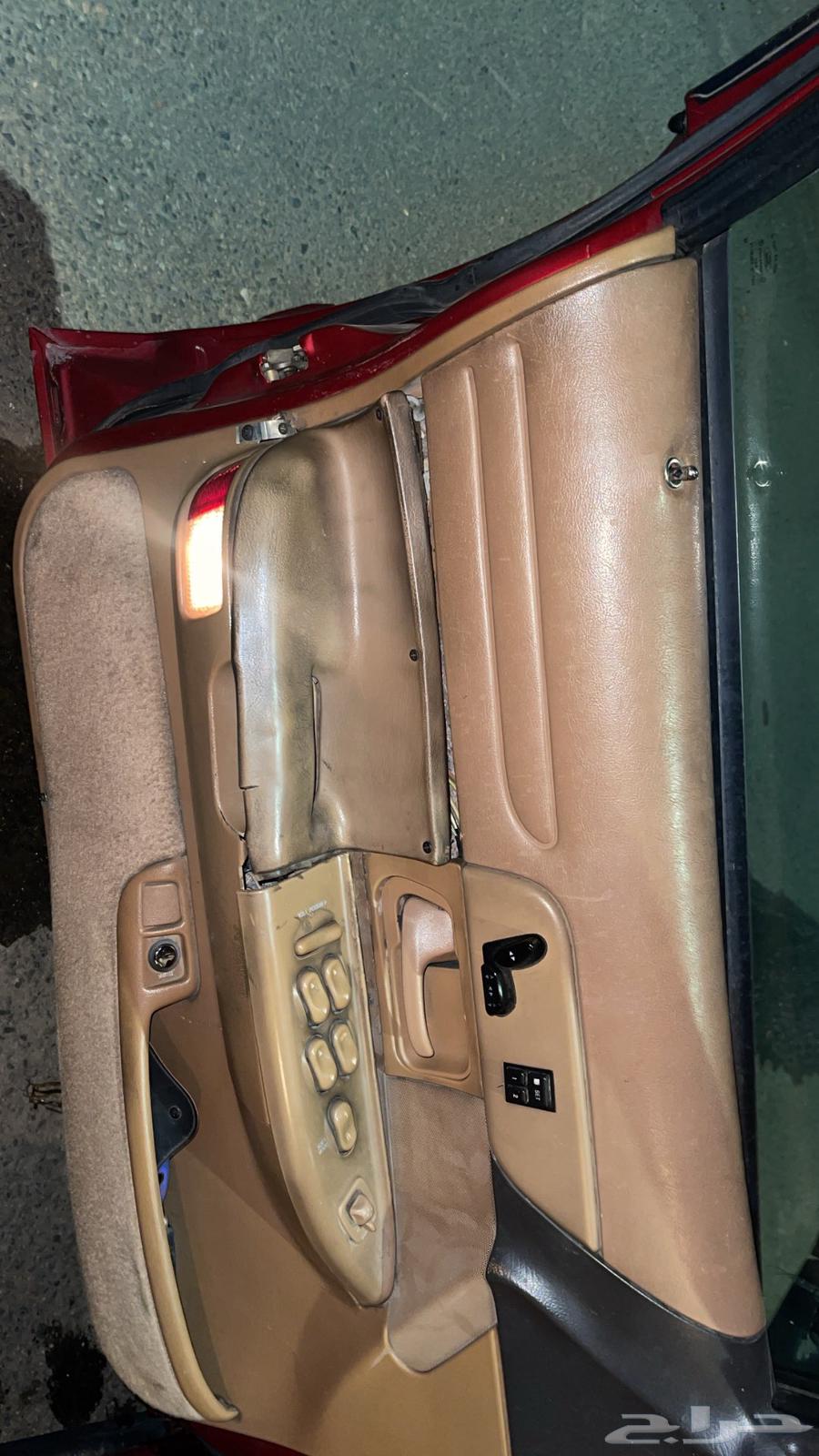 فورد كراون فكتوريا 199664372697764355112