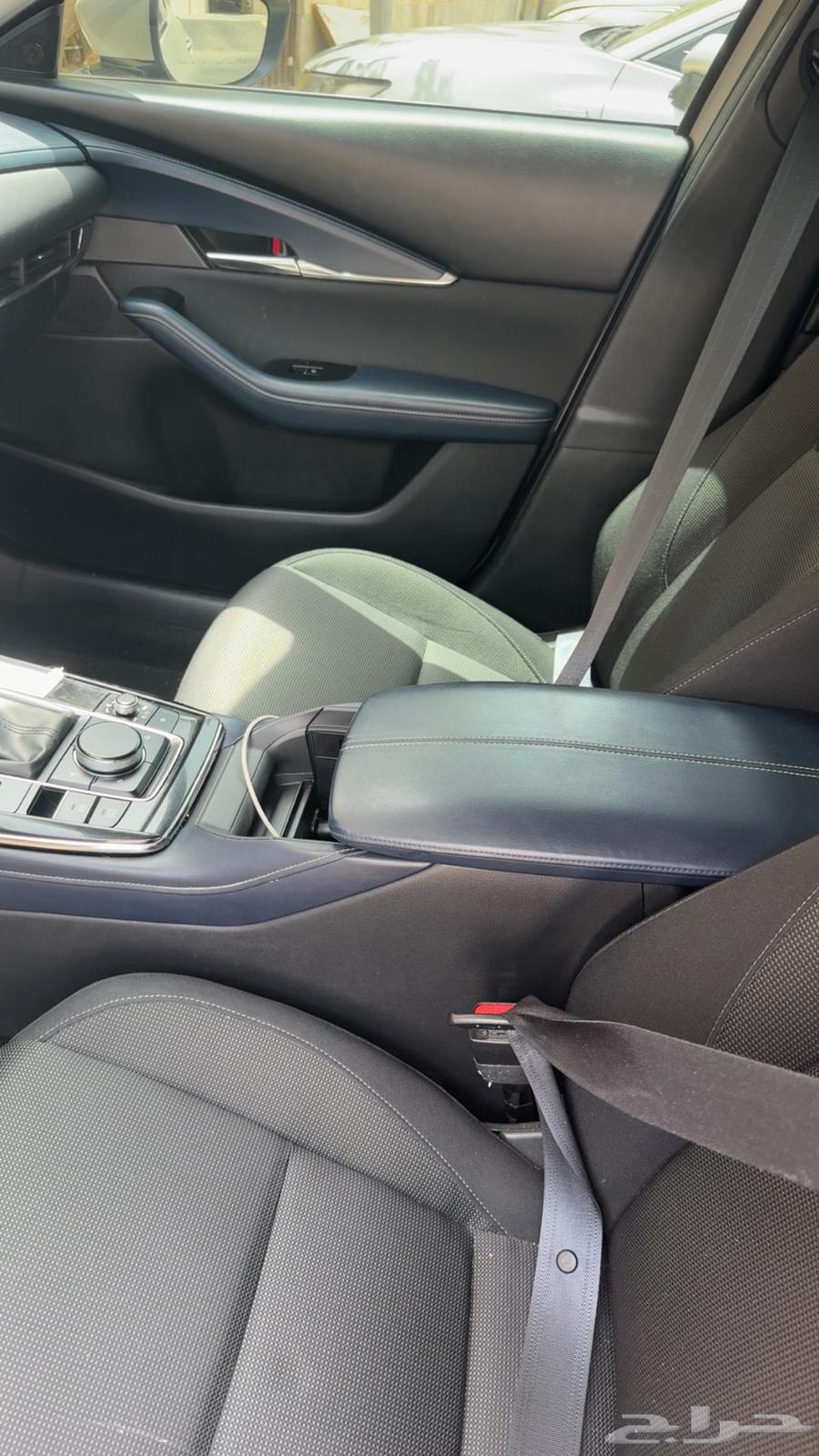 للبيع مازدا 2023 CX3064364128410497112