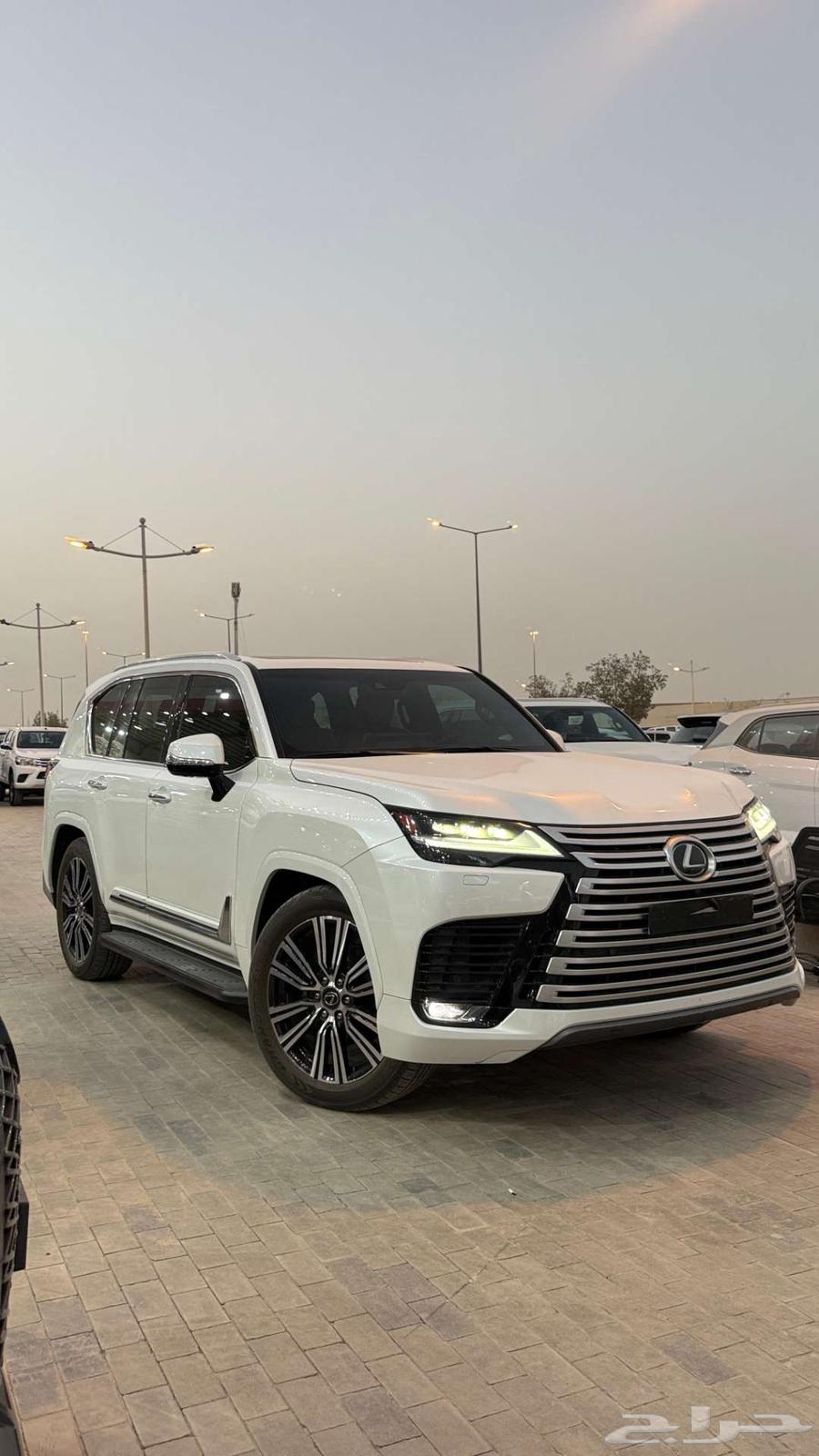 لكزس LX600 BB سعودي ابيض جملي 202464366497873539111