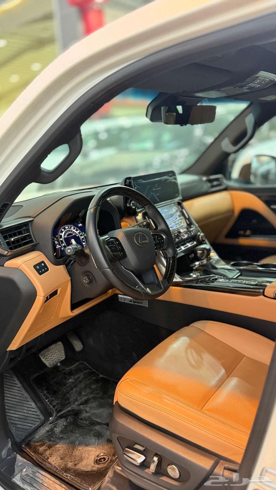 لكزس LX600 BB سعودي ابيض جملي 202464366497873539113