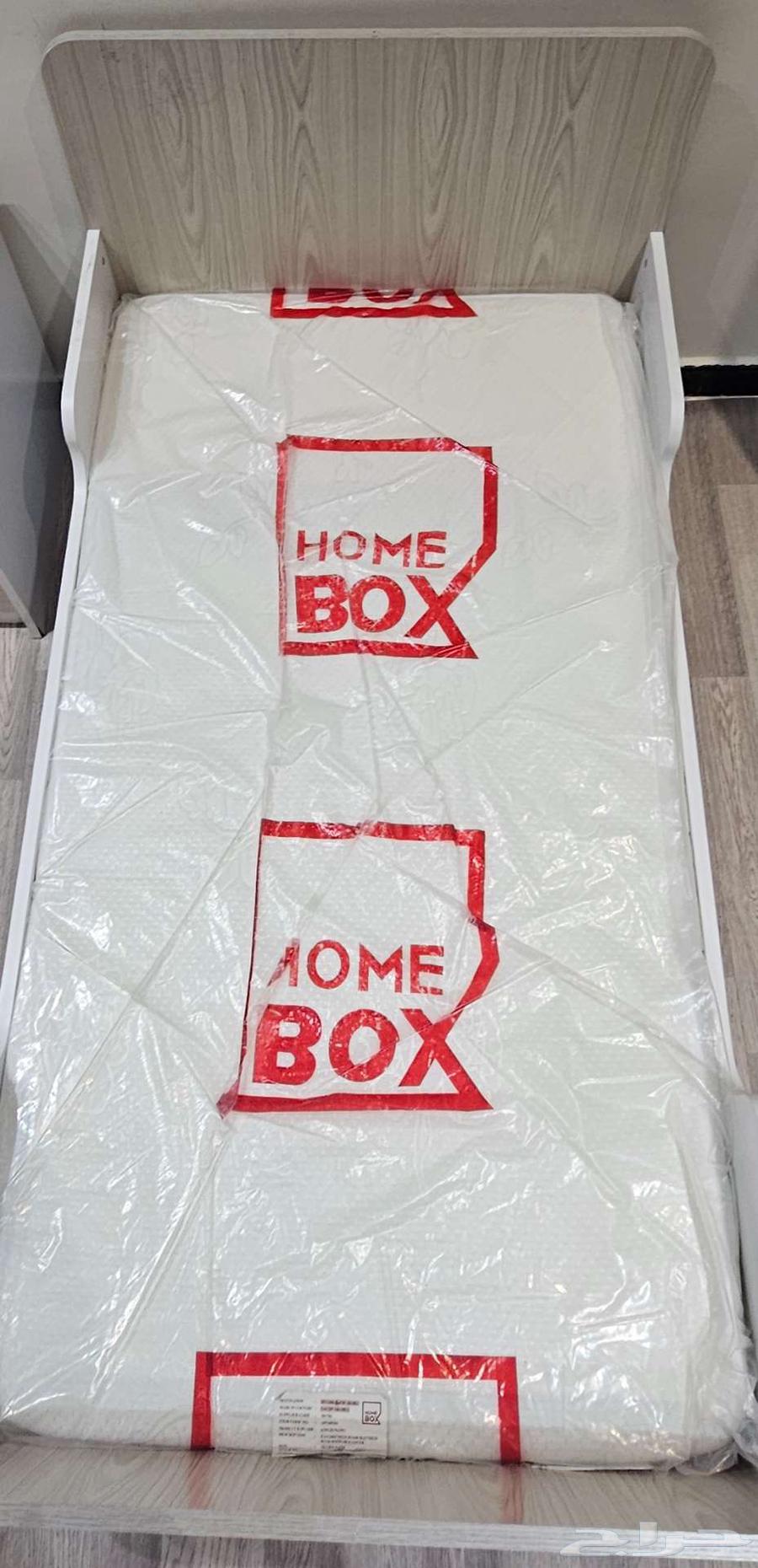 Two beds with their mattresses very clean64141933248641112