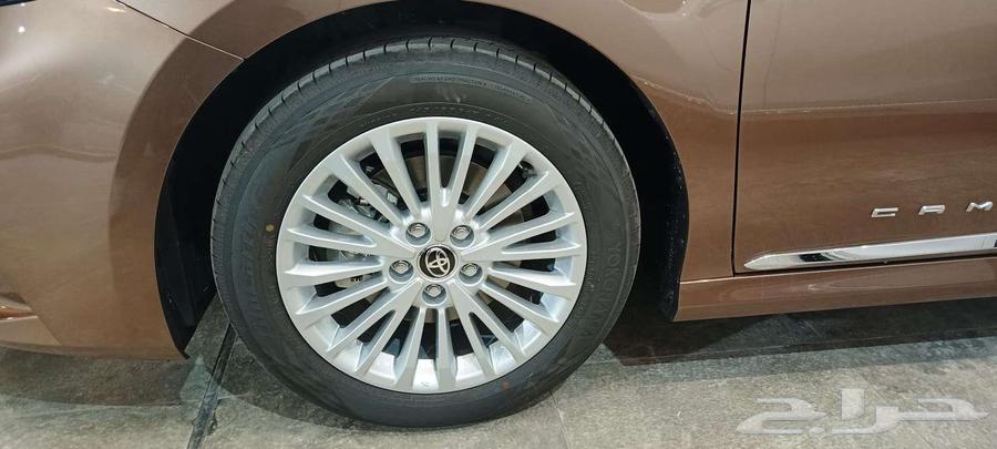 تويوتا كامري LE بنزين 202564361165621377113