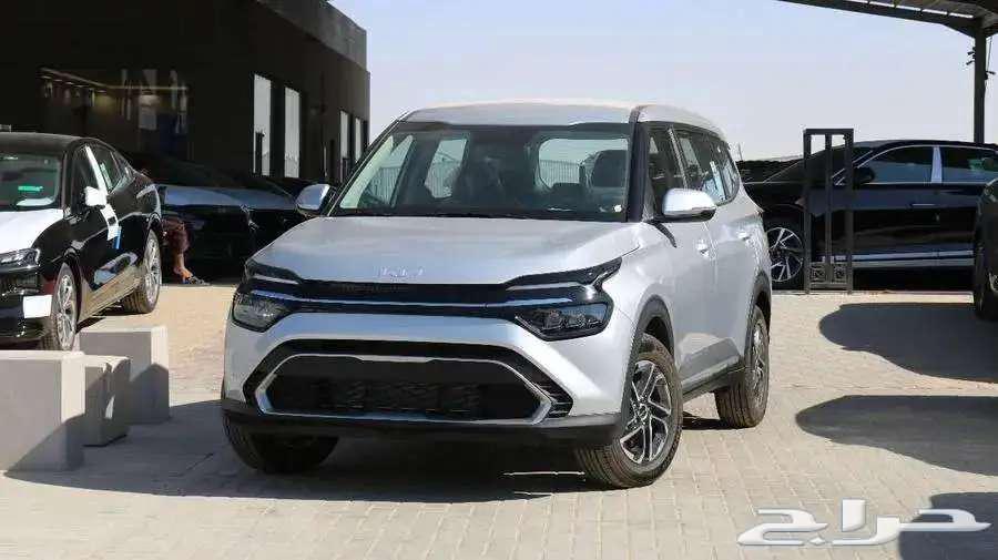 كيا كارينز 2025 كاش وتقسيط64368703163906112