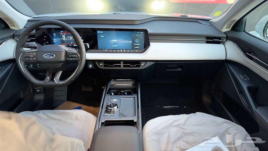 فورد تورس تريند 2025 ابيض لدي شركة الخضر64374978801282114