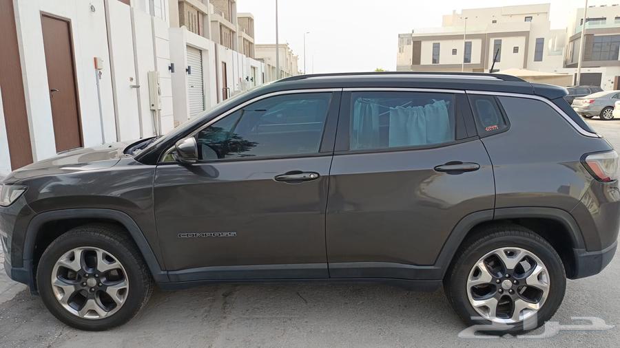 للبيع جيب كومباس 201964360376803969111