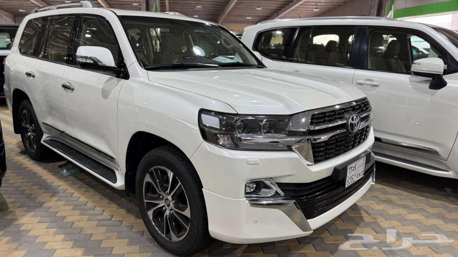 تويوتا لاندكروزر GXR 2021 تورنج فل كامل عداد 2.000 فقط64361801189377112