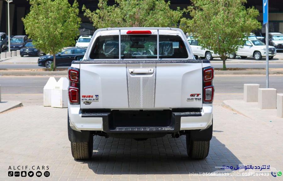 Isuzu GMR-TN GT Cash and Installment64367084796545114