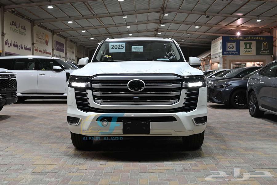 تويوتا GXR L4 2025 وارد عباللطيف بالنقد والتقسيط64361238783746114