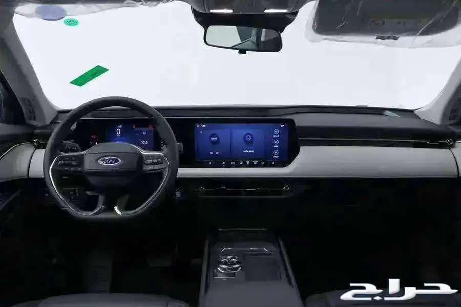 فورد تورس نص فل ترند موديل 2025 ومتوفر منها فل كامل64363710968194111