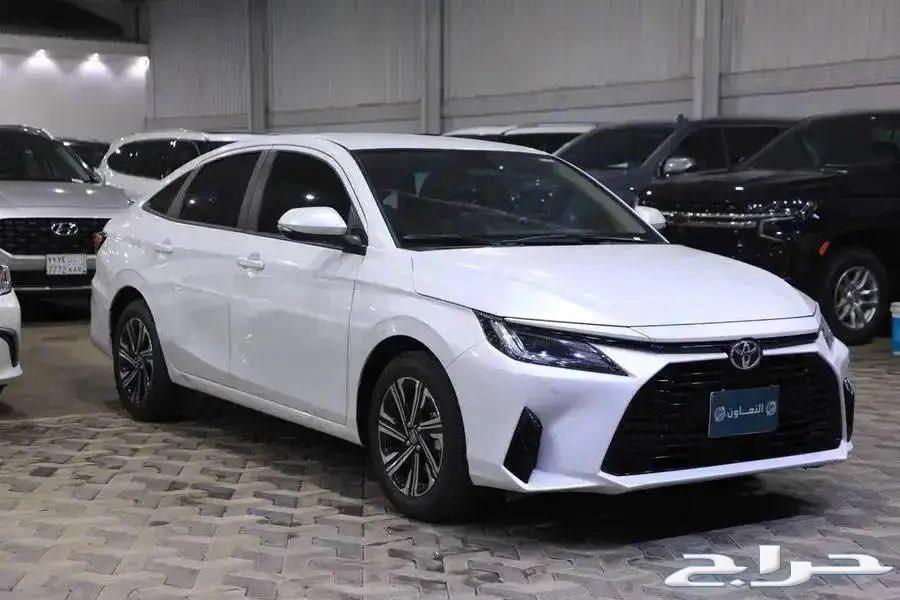 تويوتا يارس YX فل كامل بصمة شاشة اربعة سلندر موديل 202464365129500673110