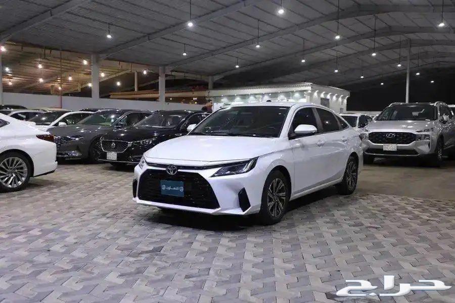 تويوتا يارس YX فل كامل بصمة شاشة اربعة سلندر موديل 202464365129500673111