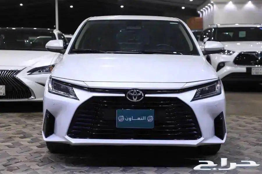 تويوتا يارس YX فل كامل بصمة شاشة اربعة سلندر موديل 202464365129500673112