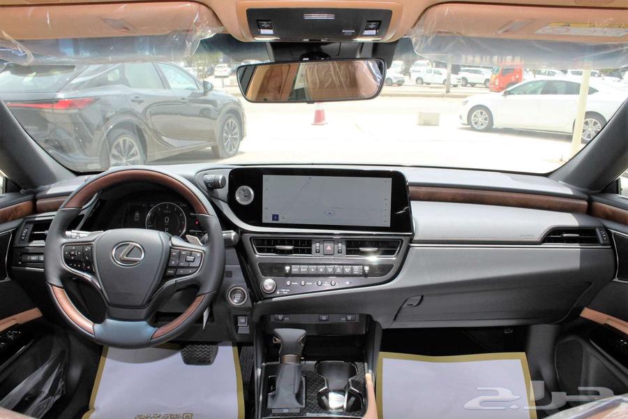 Lexus - ES350 DD - Gulf Specification - 2025 - Fully Loaded64367114693762114