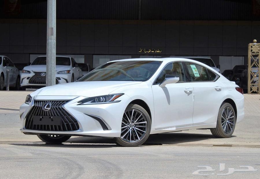 لكزس - ES300 Bh هايبرد - 2024 - نص فل - خليجي64363204307073110