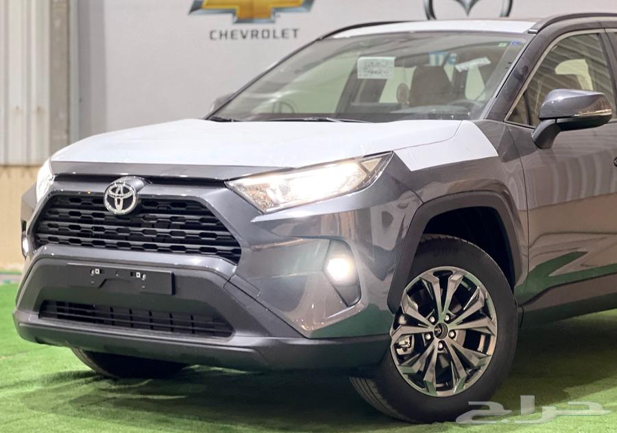 تويوتا راف فور فتحه XLE بنزين 2025 يتوفر جميع الفئات64366673258115111