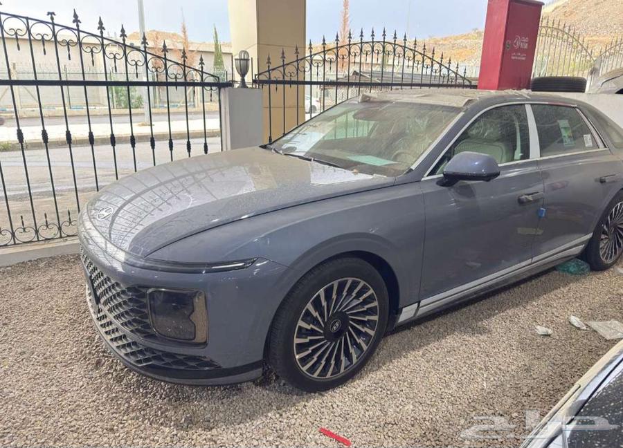 عرض خاص ازيرا كالجرافى 2024 اصفار ب 172500 ريال شامل64412655225218114