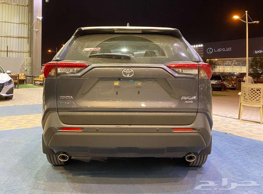 تويوتا راف فور فتحة XLE بنزين 202564361458855809114