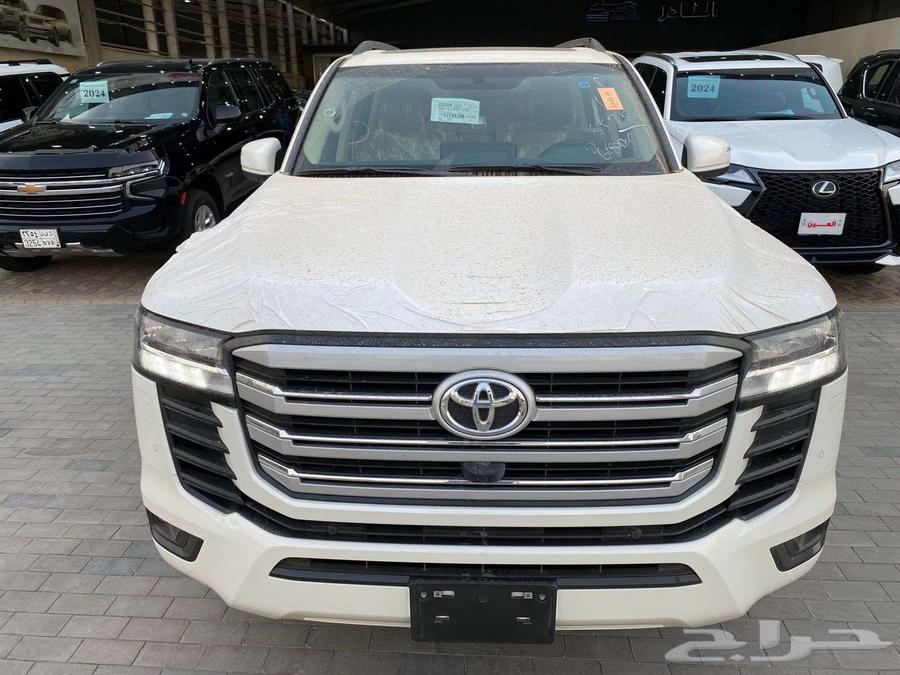 New Toyota Land Cruiser GXR-2 2025 Model at the Lowest Price64368980849155112