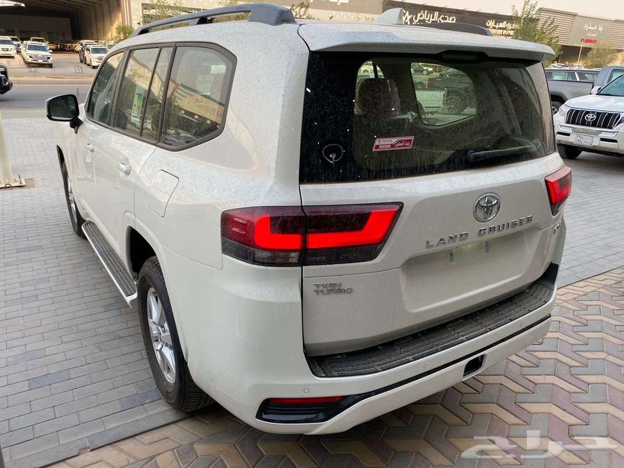 New Toyota Land Cruiser GXR-2 2025 Model at the Lowest Price64368980849155114