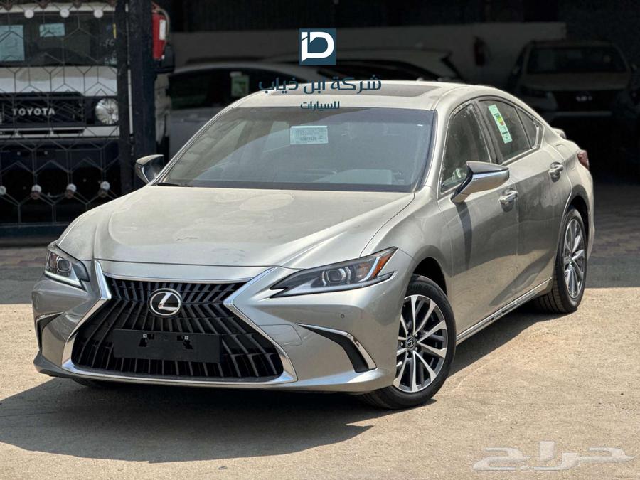 لكزس ES350 فئة CA موديل 2025 لدى شركة ابن ذياب64370081344003110