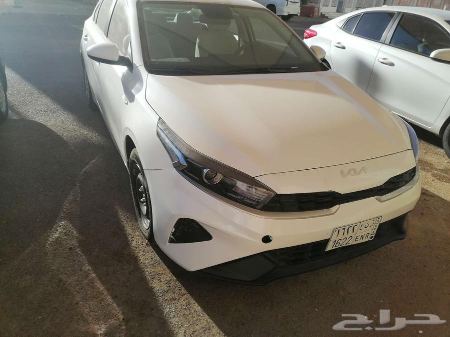 كيا سيراتو 2024 لون ابيض استاندر64370554583298114