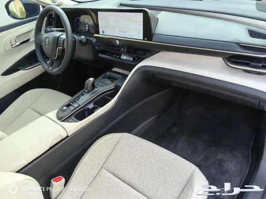 كراون بريميوم اسود 202364371045280131113