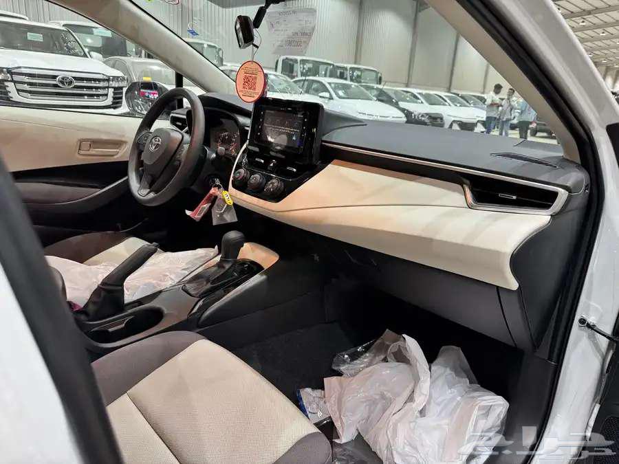 تويوتا كورولا XLi محرك 2.0 موديل 202564380595262594112