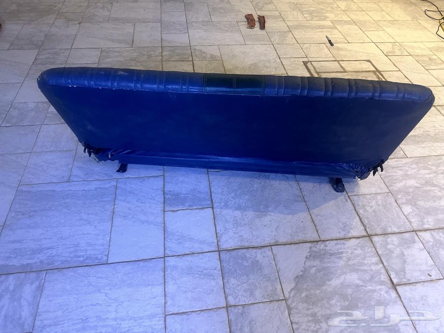 مرتبه جمس سبعينيات لون ازرق جلد64371759395715112