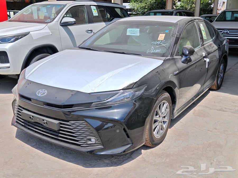 تويوتا كامري E استاندر هايبرد اسود 202564360740088193111