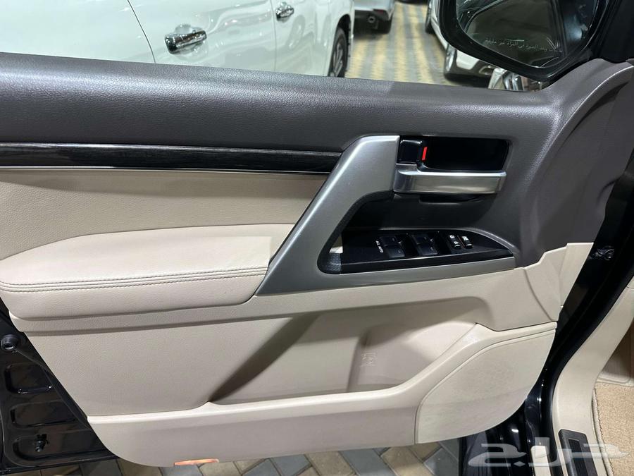 تويوتا لاند كروزر VXR 2021 فل كامل عداد 144 ألف64361667305475113