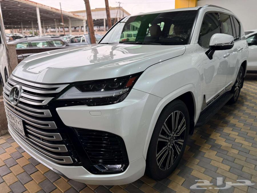 لكزس LX بريمي BB 2024 فل عداد 14 ألف64362059876482112