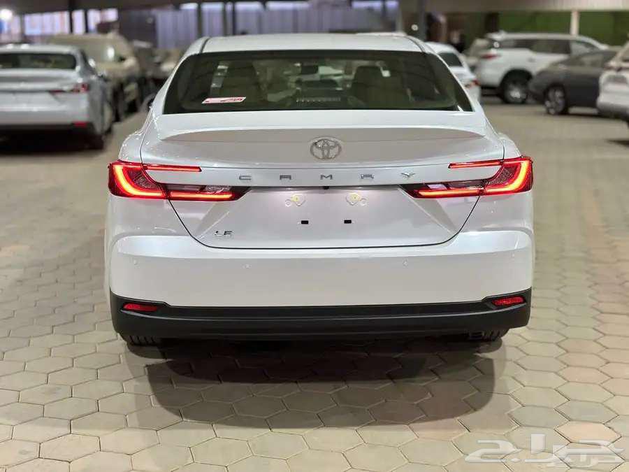 تويوتا كامرى le بنزين موديل 202564362921934594112