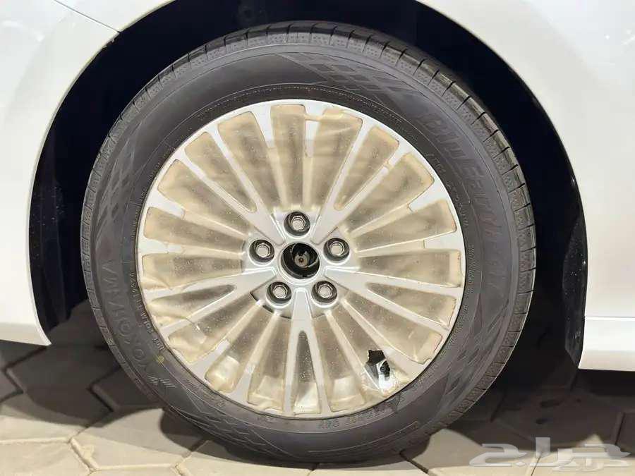 تويوتا كامرى le بنزين موديل 202564362921934594113