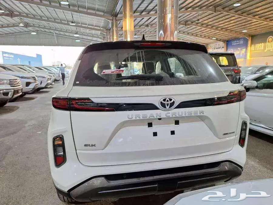 تويوتا اوربان كروزر فل 2025 GLX (اقساط)64363606132865113