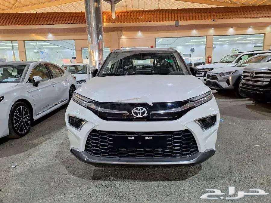 تويوتا اوربان كروزر فل 2025 GLX (اقساط)64363606132865111