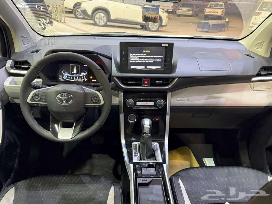 تويوتا فيلوز GLX موديل 202464366732091395112