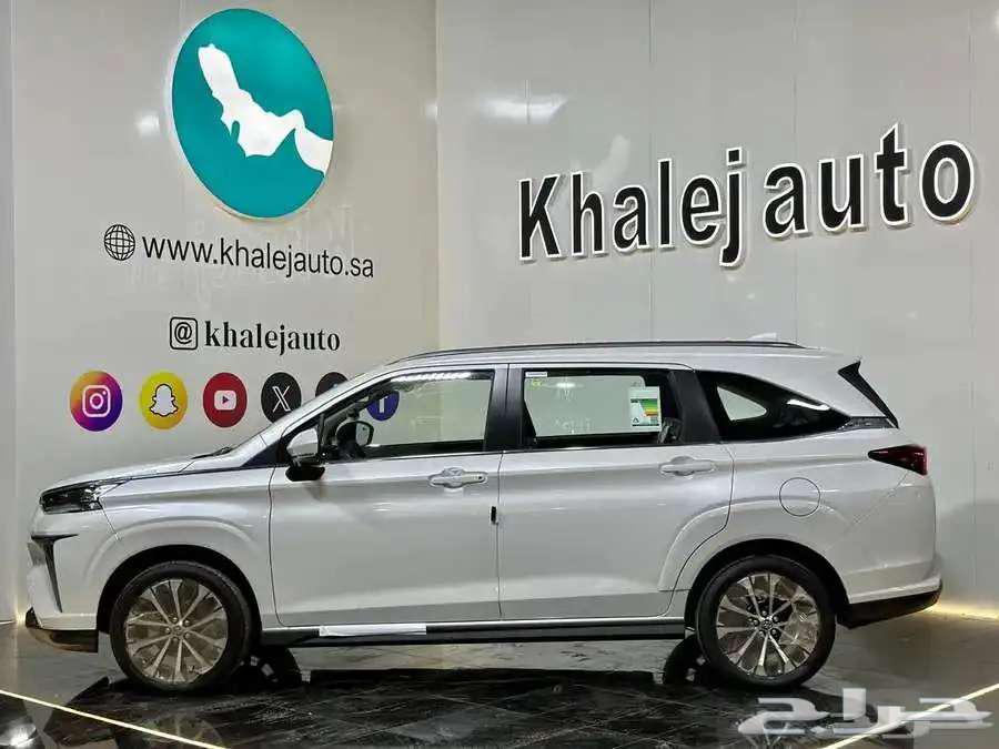 تويوتا فيلوز موديل 2025 (عرض الجزيره 1.90)64367537208321113