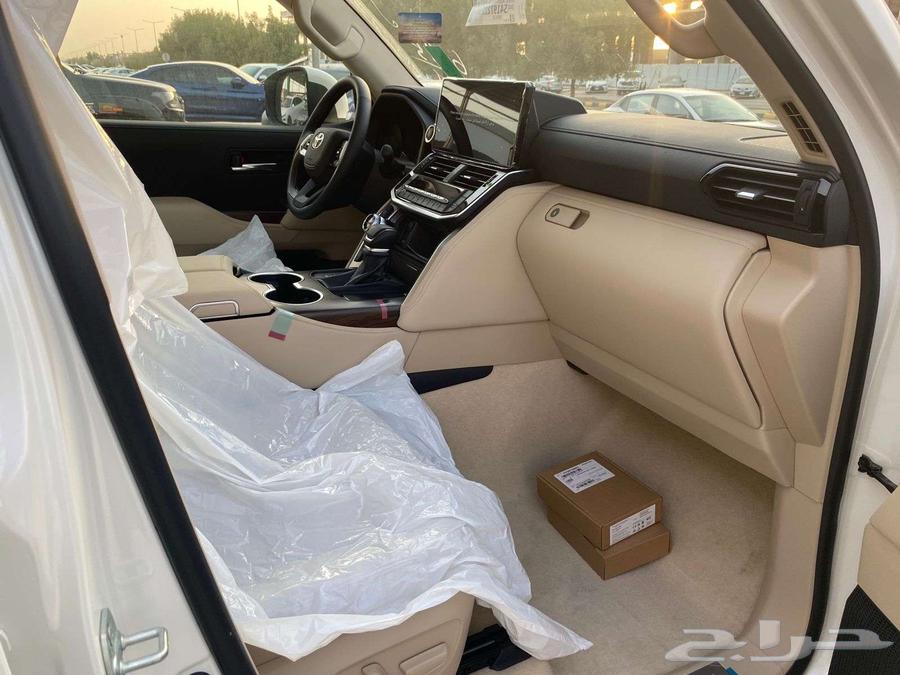 تويوتا لاندكروزر GXR4 موديل 2025 سعودي لوحات64366731975809111
