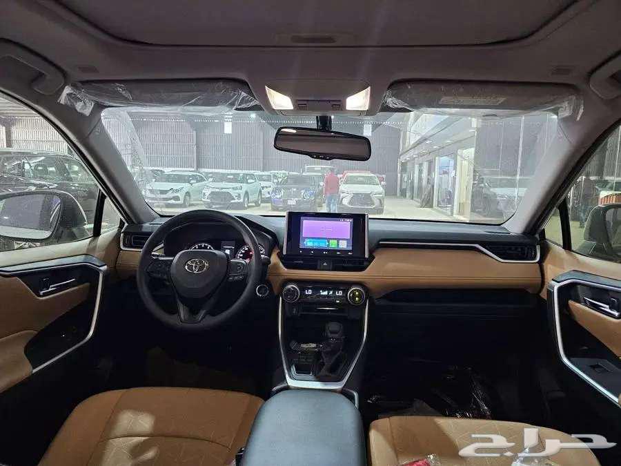 تويوتا - 2025 - راف فور - فتحة XLE - بنزين - سعودي64367187365761114