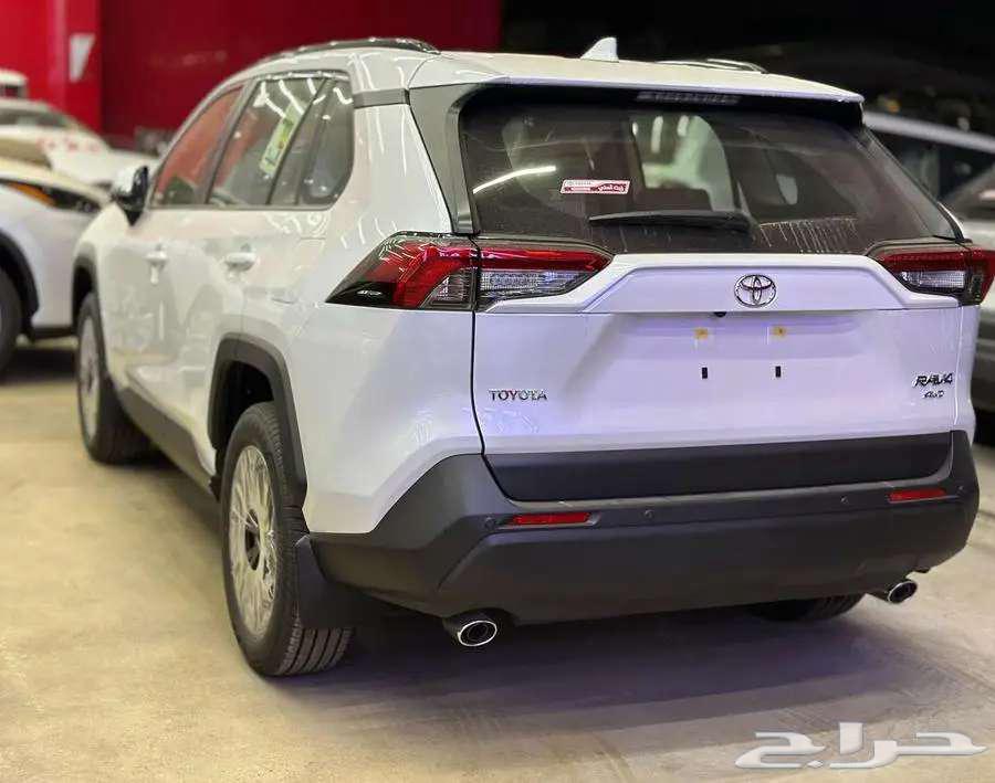 تويوتا راف فور XLE نص فل بنزين 2025 الاقل سعرآ64361238699521112