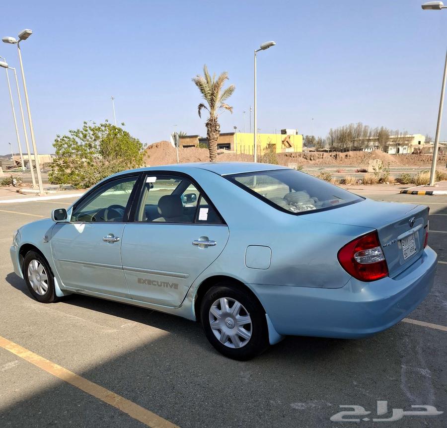 تويوتا كامري Xli نظيفه جدا64361847325442113