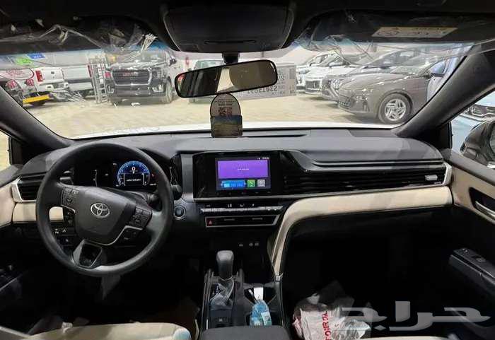 تويوتا كامرى E بنزين استندر 202564377063938947112