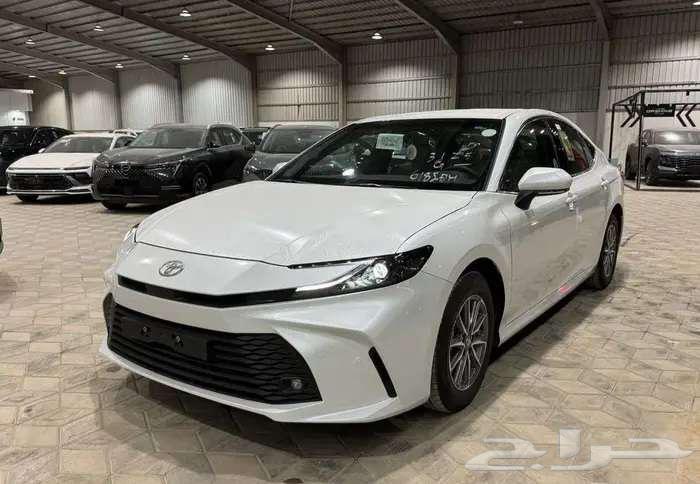 تويوتا كامرى E بنزين استندر 202564377063938947110