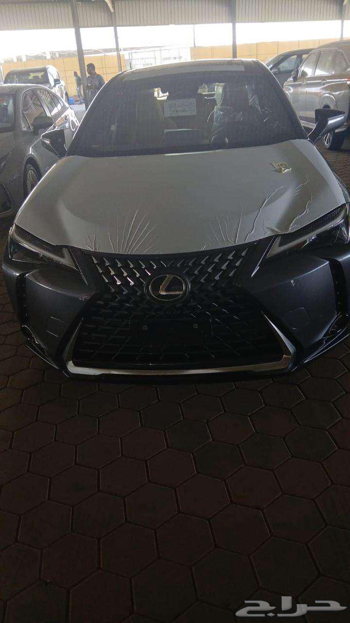 لكزس UX300 هايبرد 202464378193479681110