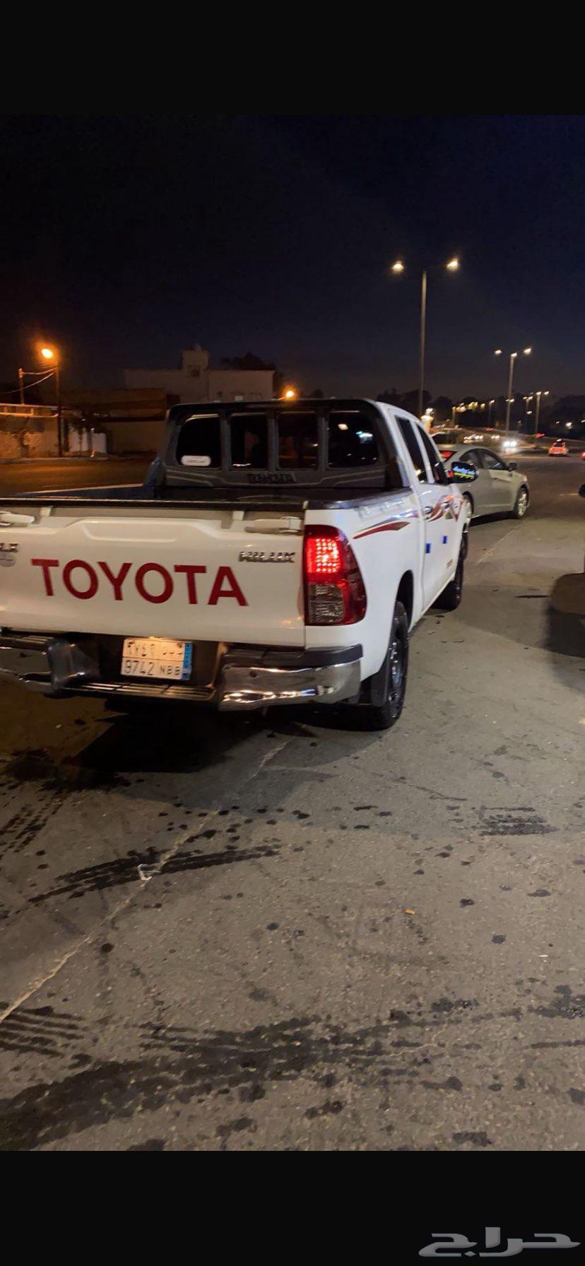 HiLux 201664529504879745111