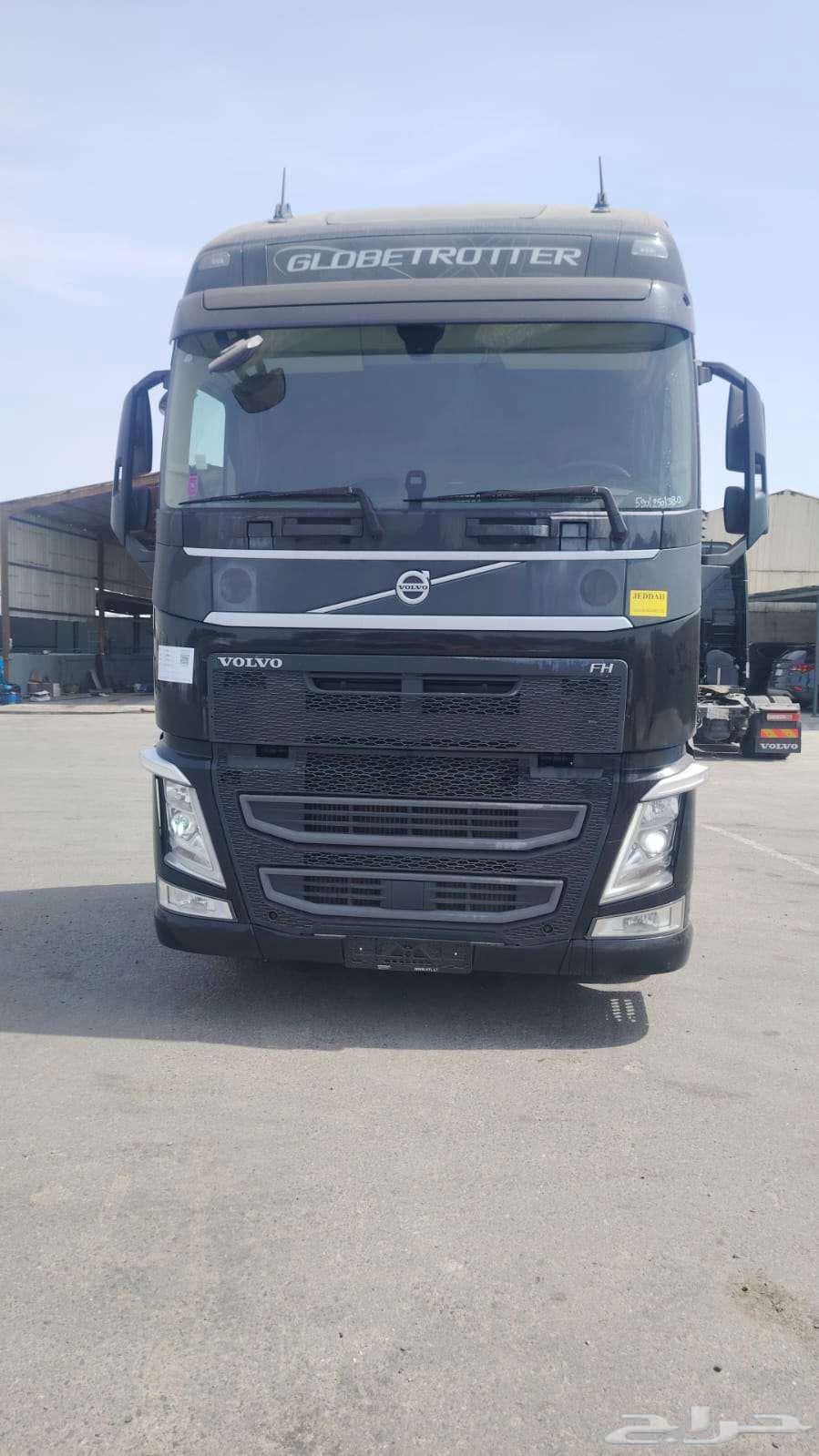 شاحنة فولفو مقاس 460 مديل 202164378178642179110