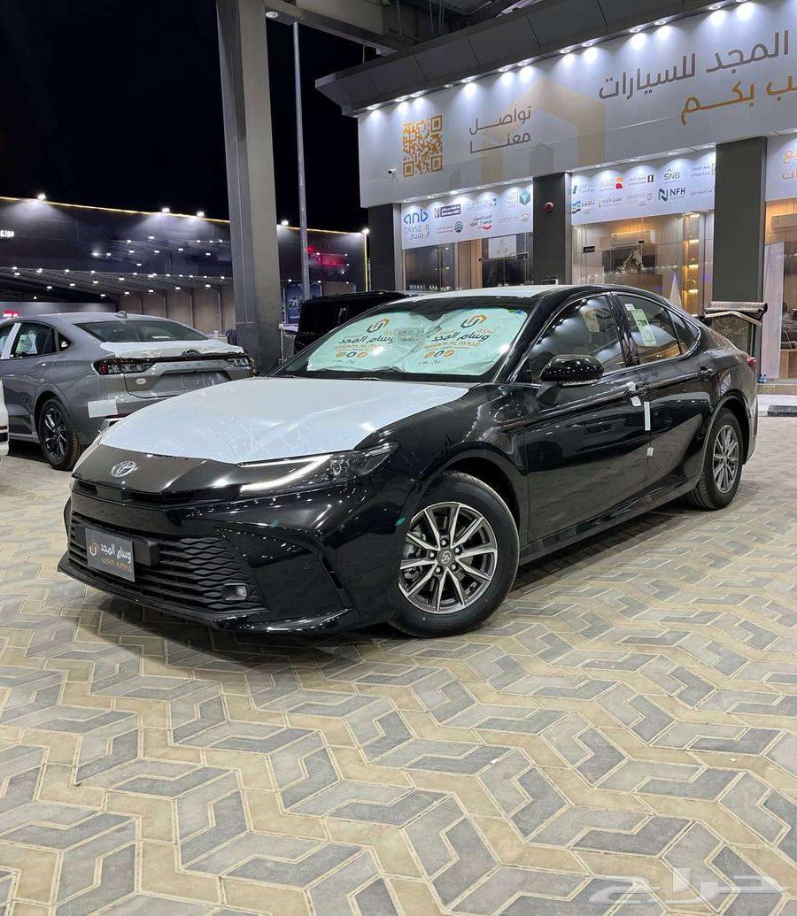 عرض خاص تويوتا كامري E بنزين جنوط 2025- سعودي بطاقه جمركيه64380463297537111