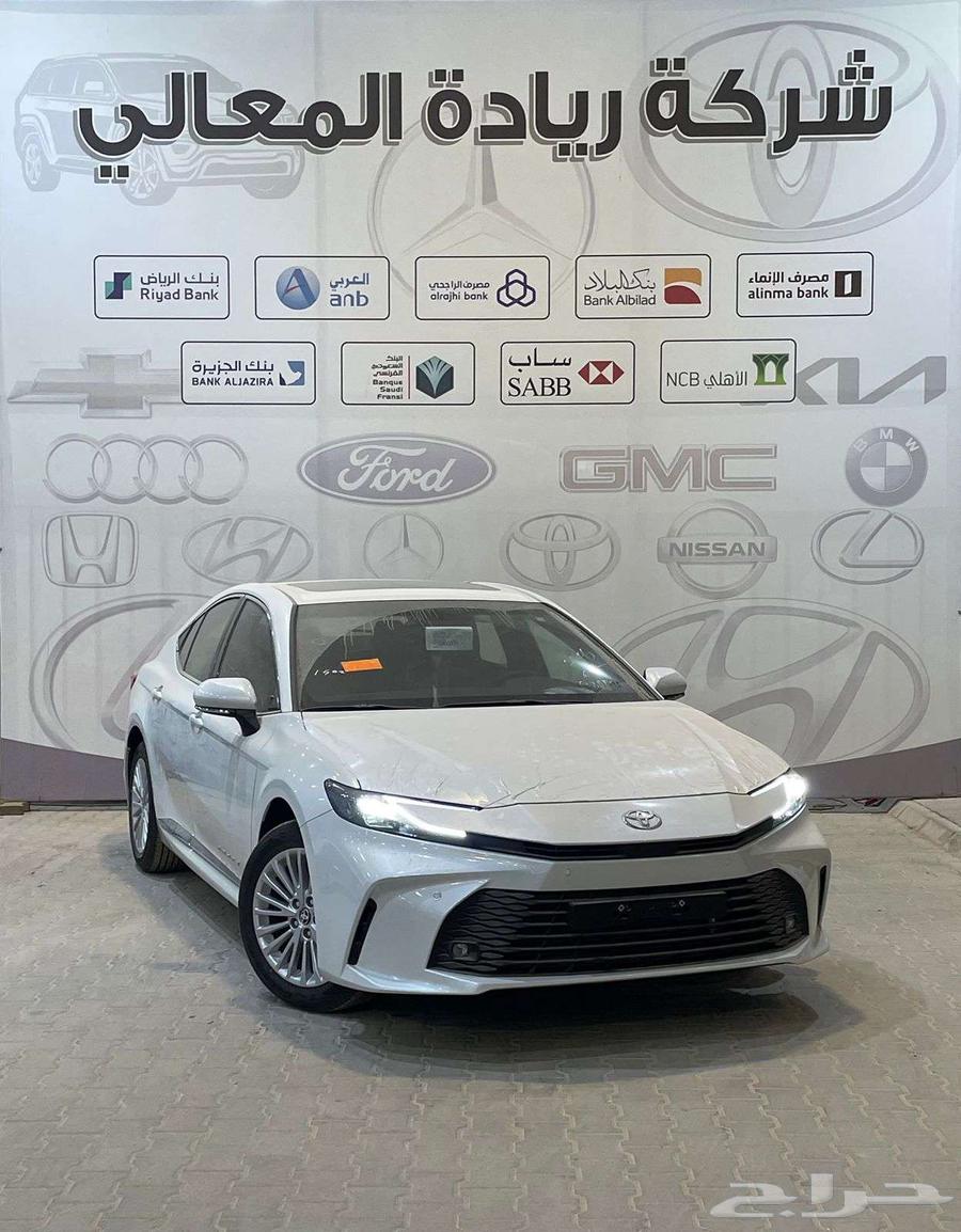 تايوتا كامري LE نص فل 2025 كاش واقساااط64383857275905111