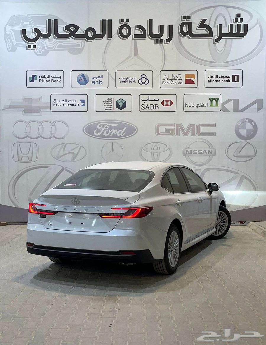تايوتا كامري LE نص فل 2025 كاش واقساااط64383857275905112
