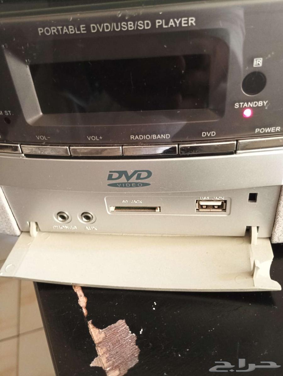 For vintage enthusiasts, DVD and TV DVD with screen in excellent working condition64164223964419114